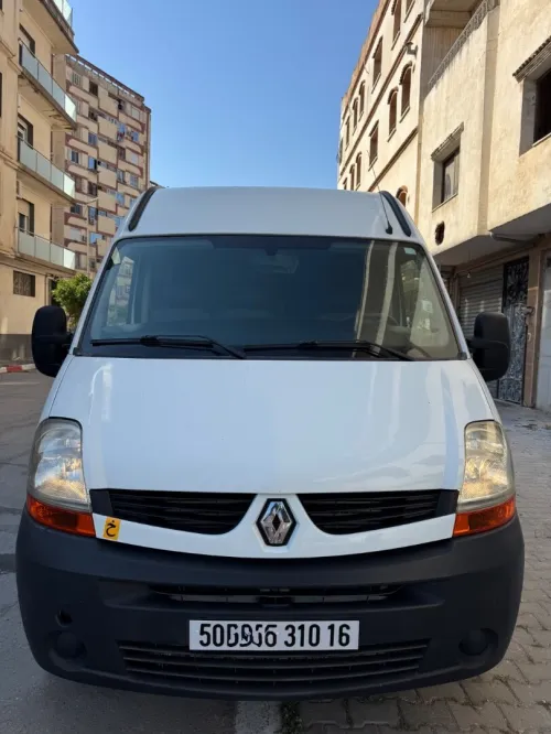 Renault Mongol 2010