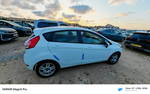 Ford Fiesta 2013 Trend Look