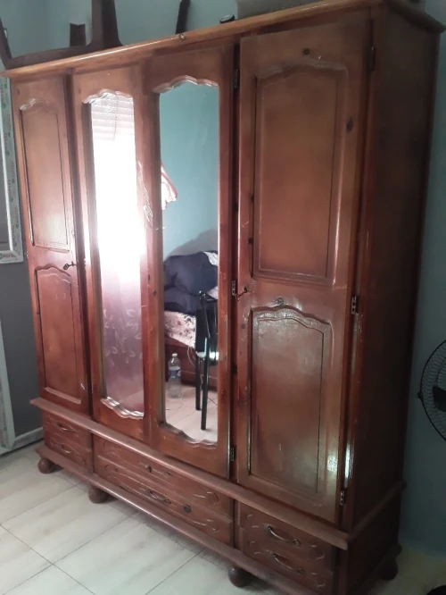 Armoire bone état 