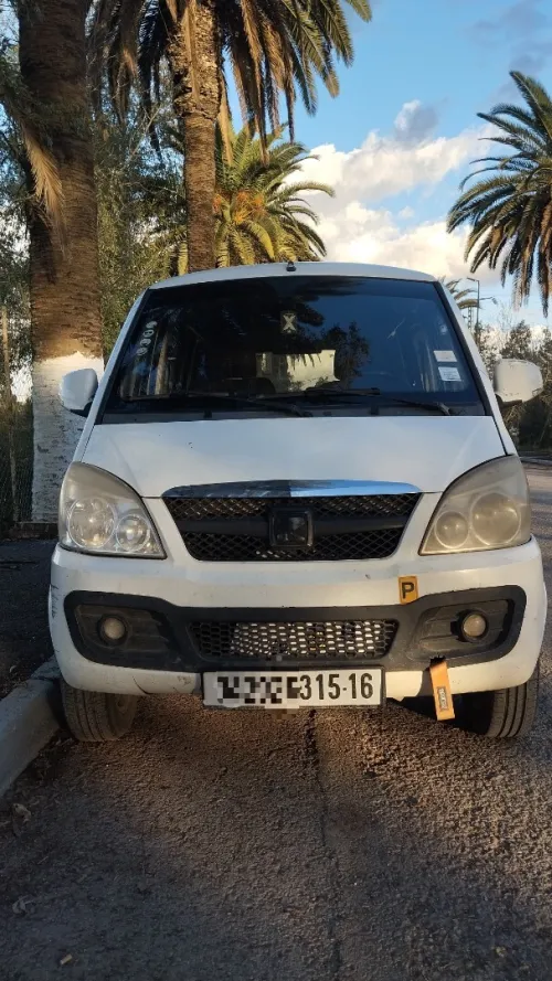 Zotye Cargo 2015 