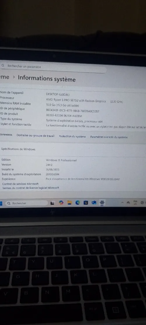 HP Elitebook 645  14 Inch G9 Notebook PC + Cartable de PC