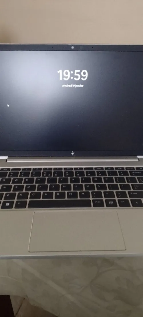 HP Elitebook 645  14 Inch G9 Notebook PC + Cartable de PC
