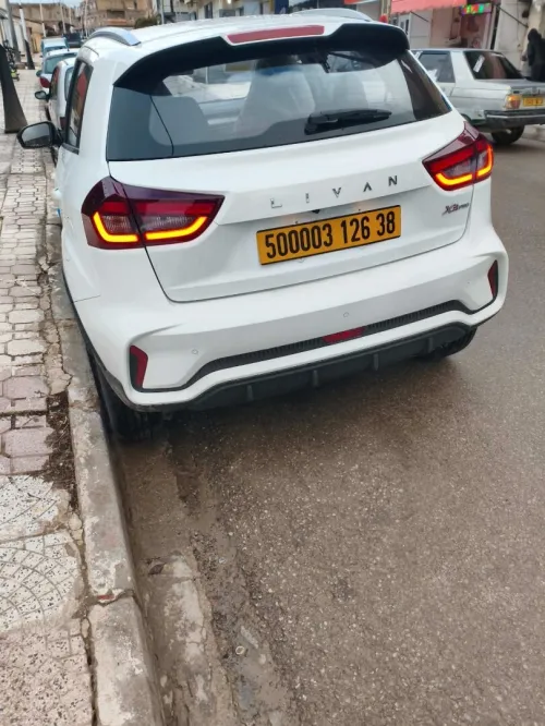 Livan X3 Pro  2026 Geely