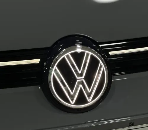 Volkswagen Golf 8 2025 R Black Edition 