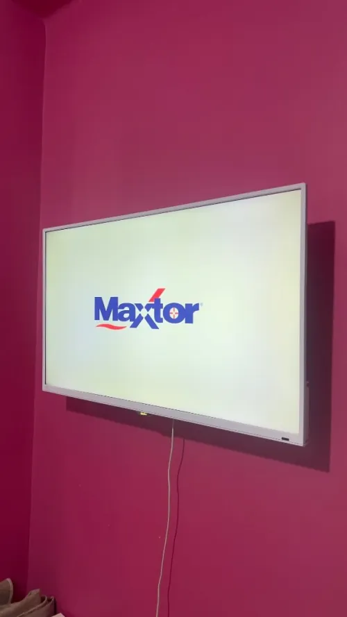 Télévision Maxtor 43 pouces très bon état