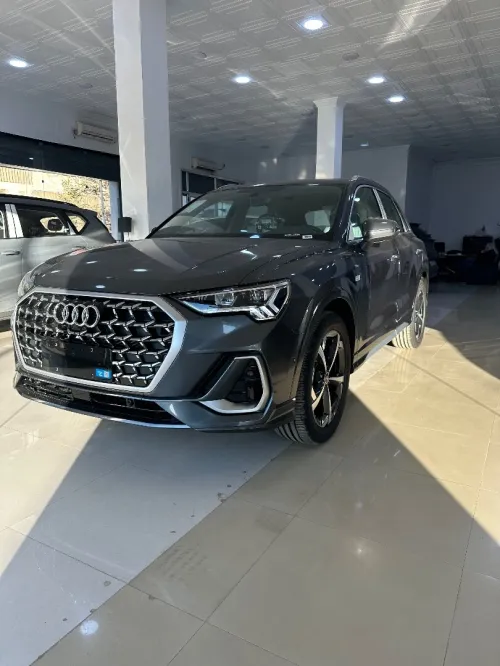 Audi Q3 2025 S ligne