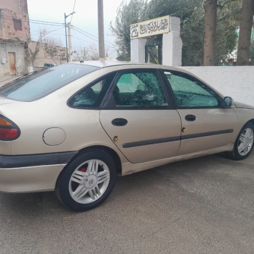 Renault Laguna 1 1994 Laguna 1