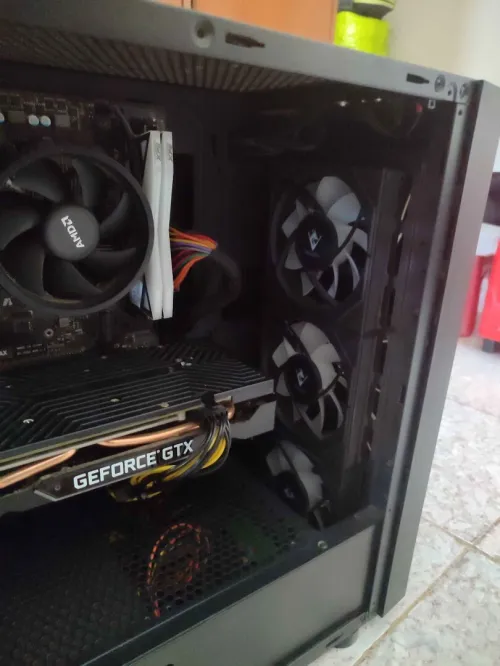 PC Gamer Ryzen 5 3600 / GTX 1660 Super / 16GB RAM / SSD + HDD / Boîtier et Alimentation neuve
