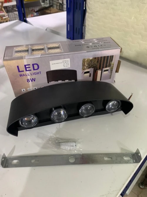 أضواء LED بلمبات الإضاءة داخلية وخارجية