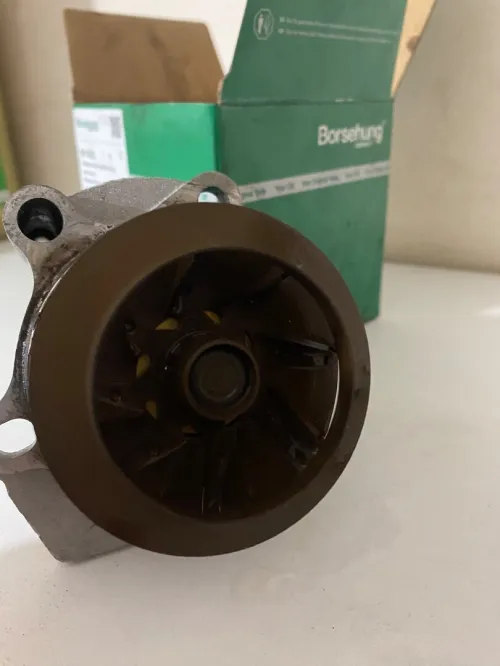 Pompe à eau dorigine 1.6 TDI