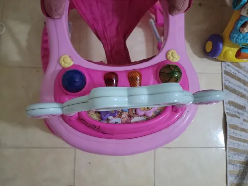 Trotteur bébé 
