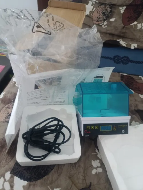 Mini incubator