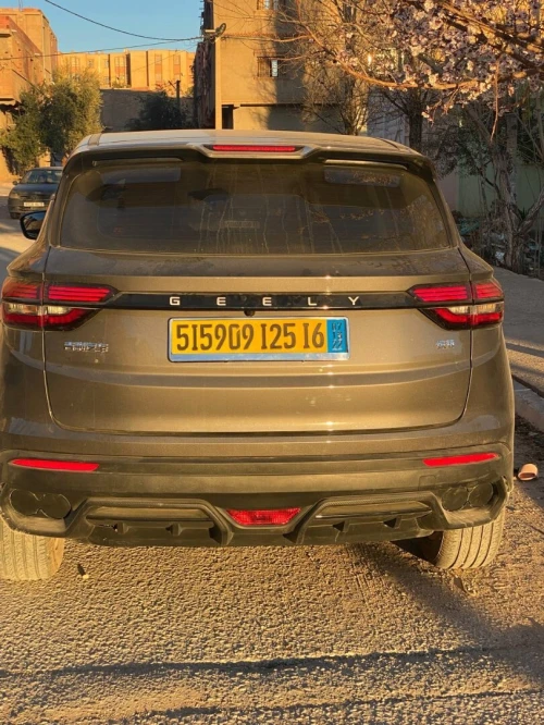 Geely Coolray 2025 