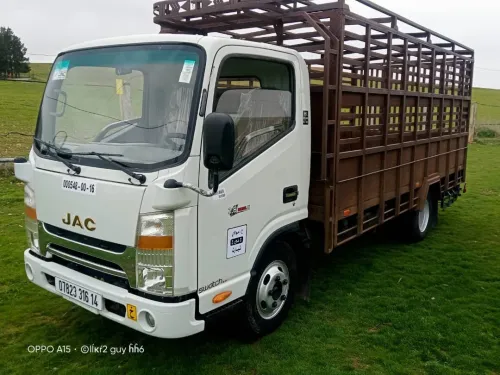JAC S1040 2016