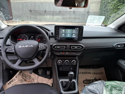 Dacia Logan 2026 Journée