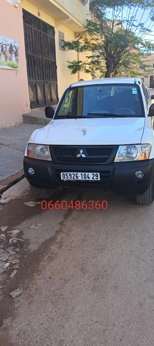 Mitsubishi Pajero 2004 Montero