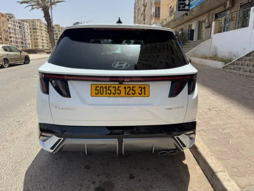 Hyundai Tucson 2025 1,6 essence hybride