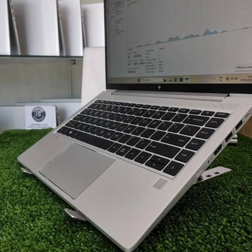 HP ELITEBOOK 645 G10 RYZEN 5 PRO 7530U 16GB 256SSD 14FHD ETAT EXCELLENT