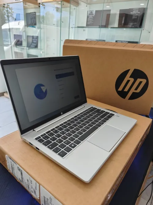 HP PROBOOK 445 G10 RYZEN 3 7330U 8GB 256SSD 14"FHD NEUF SOUS EMBALLAGE