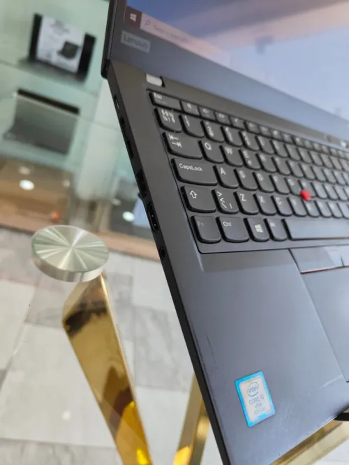 Lenovo Thinkpad x390 I5 8365U 8GO RAM 256SSD 13.3 FHD tactile