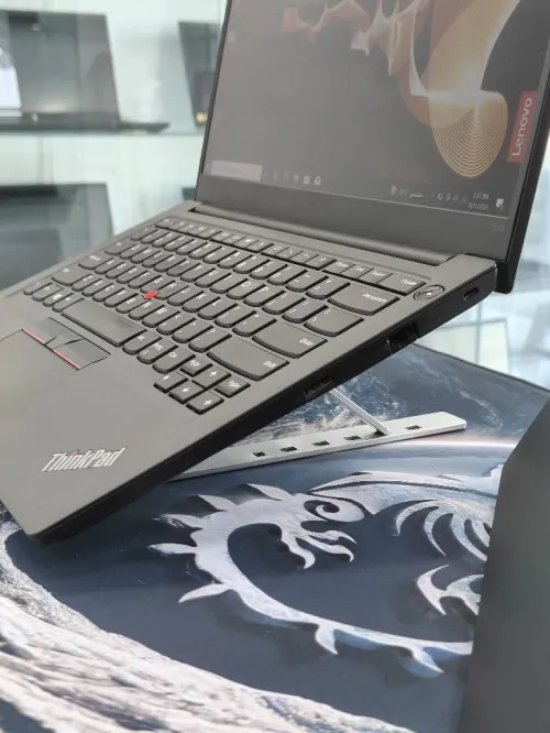 LENOVO THINKPAD E14 GEN3 RYZEN 5 5500U 16GB 512GB SSD 14,1 FULLHD TRES BON ETAT