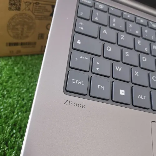 HP ZBook 8 G1a 14 | Ryzen 5 PRO 230 | 16GB DDR5 | 512GB SSD | 14" WUXGA | Neuf Sous Emballage