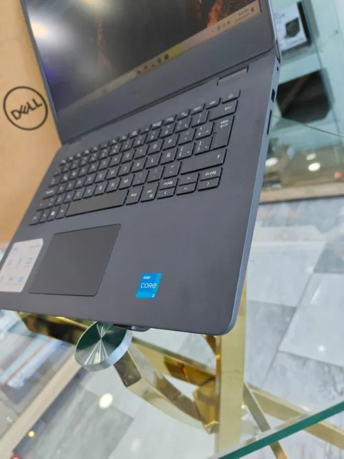 DELL VOSTRO 14 3400 I3 1115G4 04GO RAM 256SSD 14 HD JAMAIS UTILISÉ SOUS EMBALLAGE