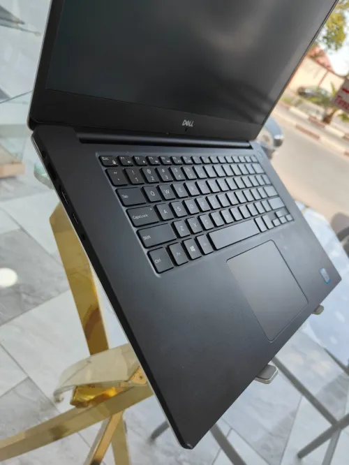 Dell Precision 5530 i7 8th 16gb 256SSD 15,6" FHD