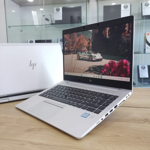 HP EliteBook 840 G5 | i7 | 256 SSD | 8GB| Laptop Pro à Petit Prix