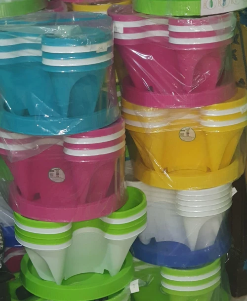 Pots multi-étagés أصيص متعدد الطوابق