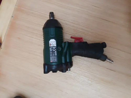 Pneumatic parkside