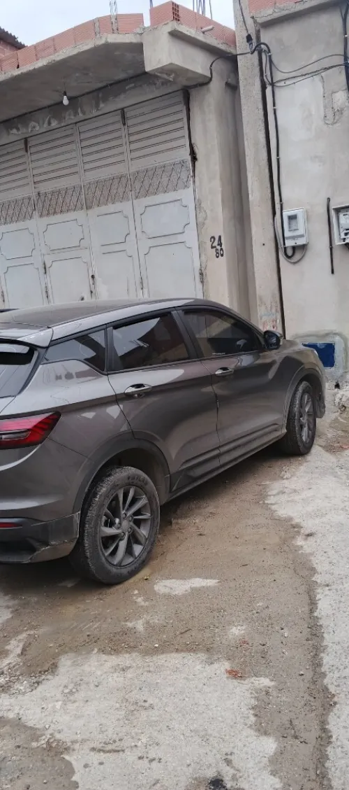Geely Coolray 2025 