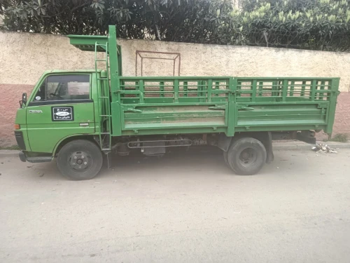 Toyota B30 1983