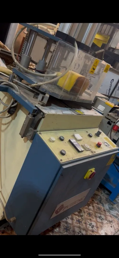 Matériel pour fenêtre et porte pvc/aluminium