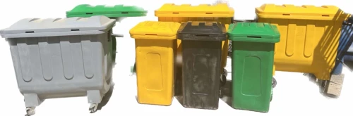 Le chariot de nettoyage et de propreté