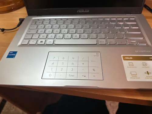 Asus 