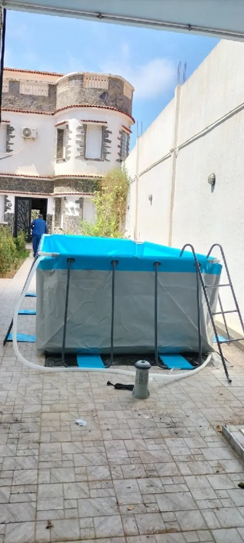 Piscine مسبح
