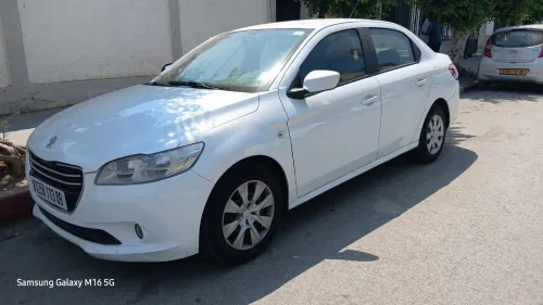 Peugeot 301 2013 Active