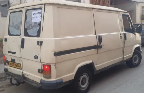 Renault J5 1995