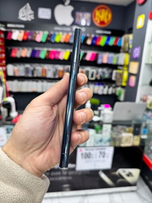 Samsung Galaxy s22 ultra 12/512 double puce Bon etat