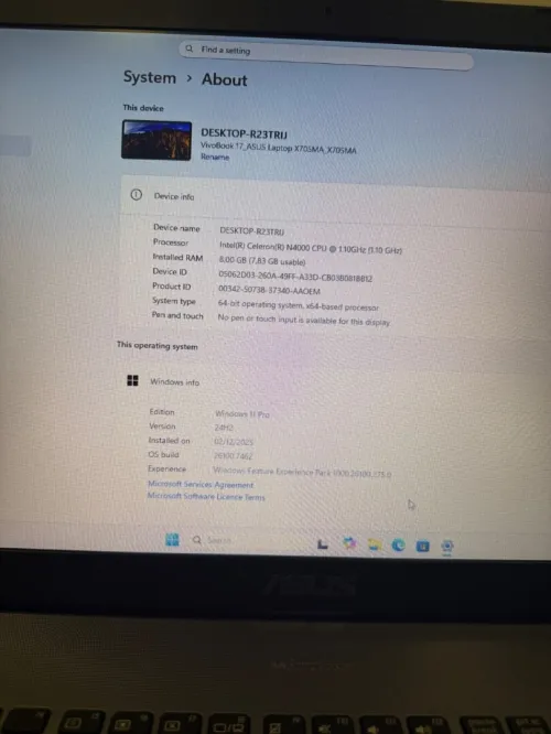 Laptop Asus vivobook 17 x705MA 17" processeur Intel(R) Celeron(R) N4000 CPU 8GB RAM 256GB