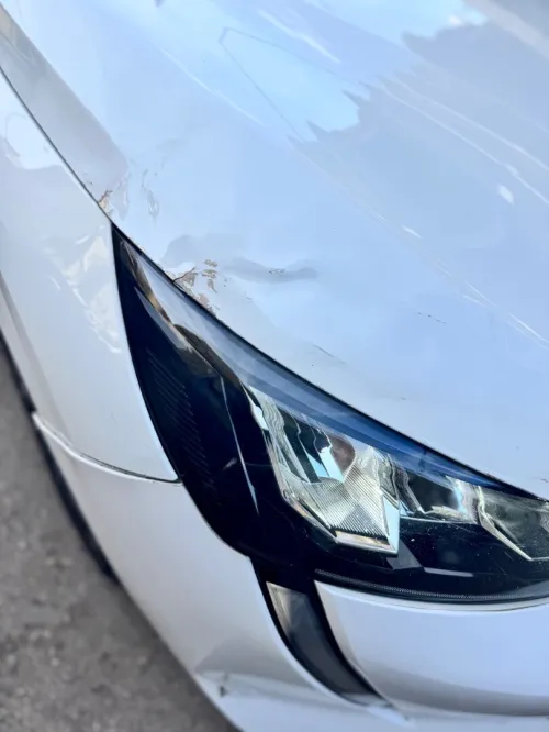 Peugeot 208 2023 E-Style