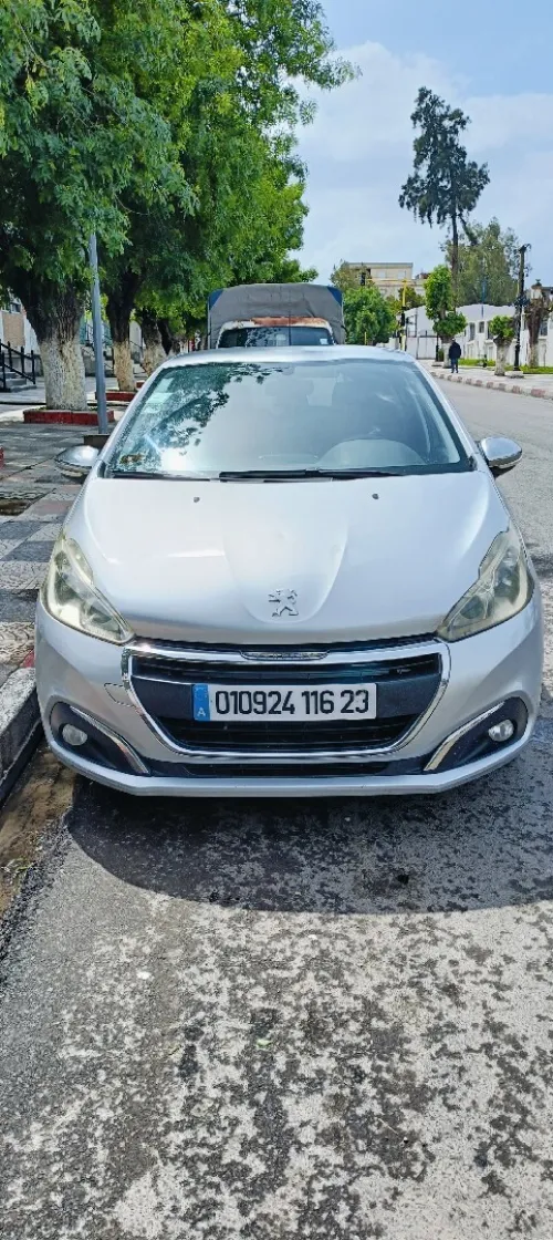 Peugeot 208 2016 208