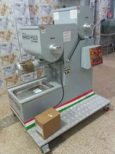 Machine à pâtes marc polo italien 
