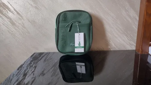 Sacoche Lacoste bonne qualité 
