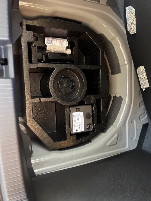 Volkswagen Tharu 2025 XR