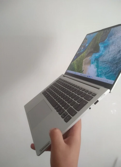 PC PORTABLE LENOVO YOGA SLIM 7 PRO