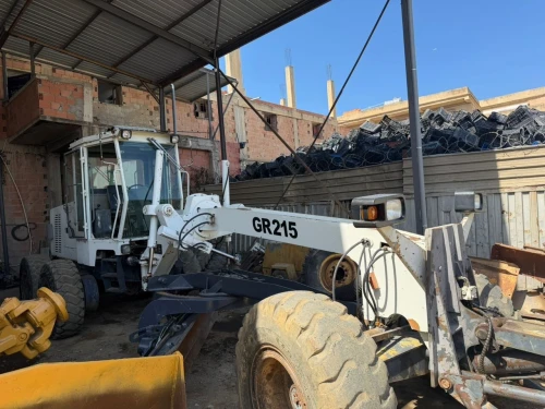 XCMG Niveleuse 215 2009