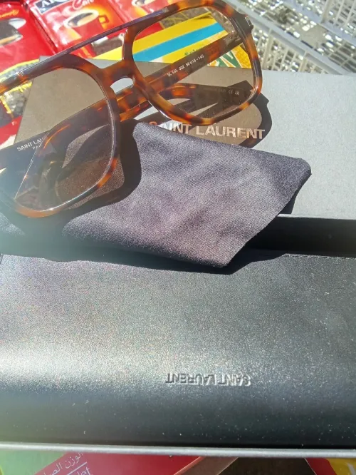 نظارات أصلية Saint Laurent