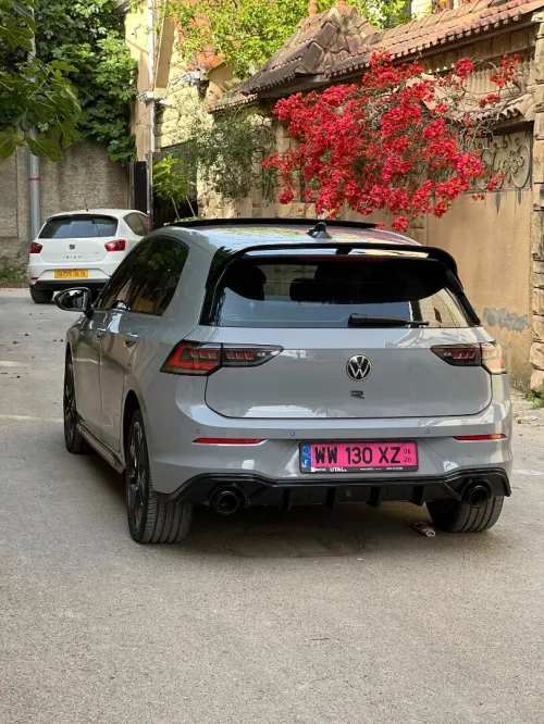 Volkswagen Golf 8.5 2025 Black edition